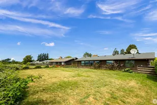 3923 Cliffside Dr, Bellingham, WA 98225 - Photo 35
