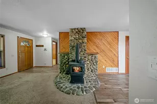211 E Aycliffe Dr, Shelton, WA 98584 - Photo 5
