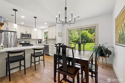 16516 133rd Place SE, Renton, WA 98058 - Photo 11