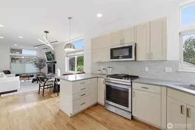 316 NW 41st Street #B, Seattle, WA 98107 - Photo 7