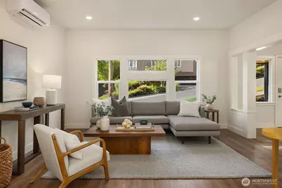 1307 W Boston Street, Seattle, WA 98119 - Photo 5