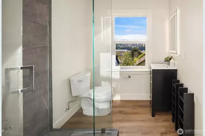 1307 W Boston Street, Seattle, WA 98119 - Photo 19