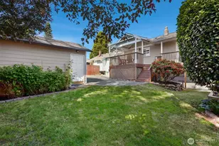 10327 Stone Ave N, Seattle, WA 98133 - Photo 25
