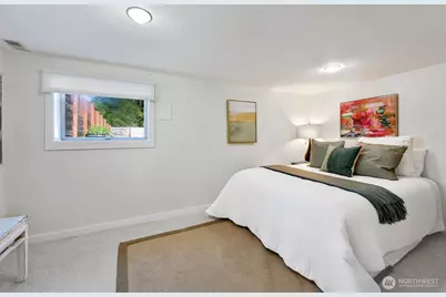 10327 Stone Avenue N, Seattle, WA 98133 - Photo 21