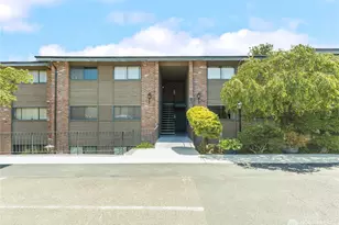 13558 37th Ave S, Tukwila, WA 98168 - Photo 1