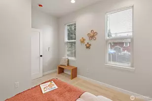 210 S Cambrian Ave, Bremerton, WA 98312 - Photo 13