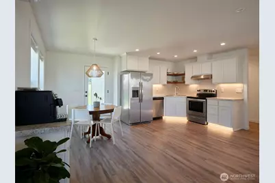 410 Cardinal Avenue, Winlock, WA 98596 - Photo 9
