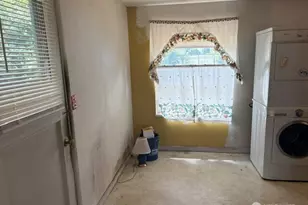 741 N 128th St, Seattle, WA 98133 - Photo 5