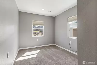 219 Washington Place, Electric City, WA 99123 - Photo 19