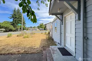 938 E 6th St, Port Angeles, WA 98362 - Photo 3