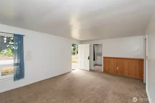 938 E 6th St, Port Angeles, WA 98362 - Photo 5
