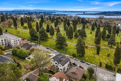 3010 NE 55th Street, Seattle, WA 98105 - Photo 29