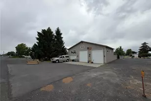 420 E Washington St, Coulee City, WA 99115 - Photo 3