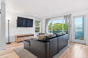 57 Etruria St, Seattle, WA 98109 - Photo 7