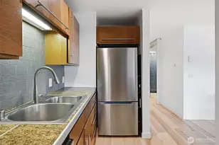 57 Etruria St, Seattle, WA 98109 - Photo 13