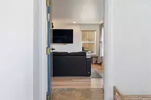 57 Etruria St, Seattle, WA 98109 - Photo 3