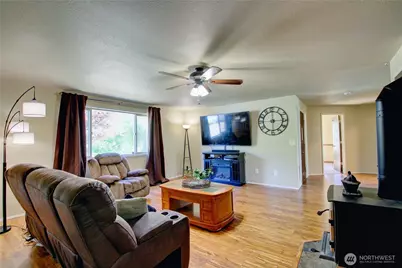 3046 Old Highway 99 North Road, Burlington, WA 98233 - Photo 9