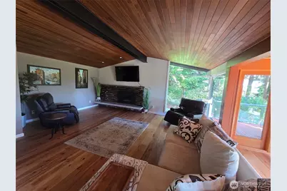 8210 171st Avenue NE, Redmond, WA 98052 - Photo 13