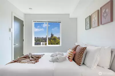 1546 Sturgus Avenue S, Seattle, WA 98144 - Photo 25