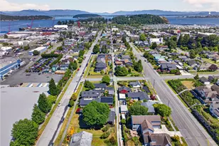 1411 5th St, Anacortes, WA 98221 - Photo 35
