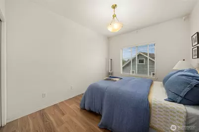 330 E Bay Drive NE, Olympia, WA 98506 - Photo 23