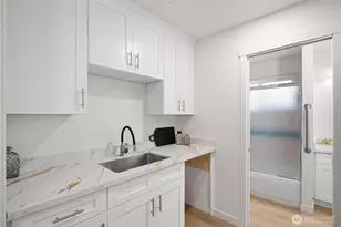8803 15th Ave NE, Seattle, WA 98115 - Photo 19