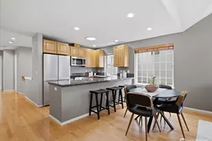 2511 Minor Ave E, Seattle, WA 98102 - Photo 11