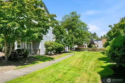 6700 NE 182nd St #C201, Kenmore, WA 98028 - Photo 21