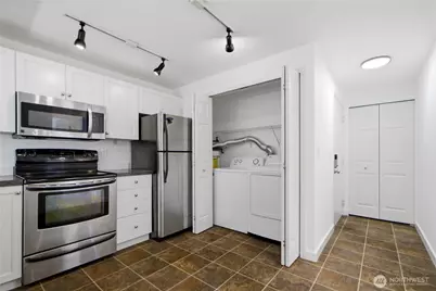 6700 NE 182nd St #C201, Kenmore, WA 98028 - Photo 3