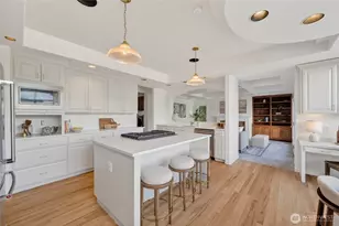 8762 Paisley Dr NE, Seattle, WA 98115 - Photo 11