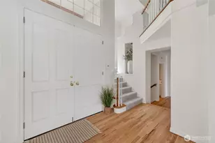 8762 Paisley Dr NE, Seattle, WA 98115 - Photo 3