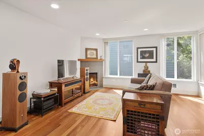 470 N 130th Street, Seattle, WA 98133 - Photo 5