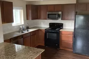 1713 17th St, Everett, WA 98201 - Photo 5