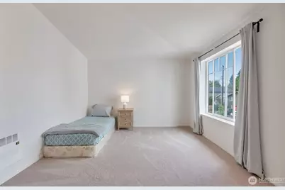 536 N 103rd #A, Seattle, WA 98133 - Photo 9