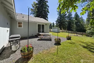 12301 401st St E, Eatonville, WA 98328 - Photo 25