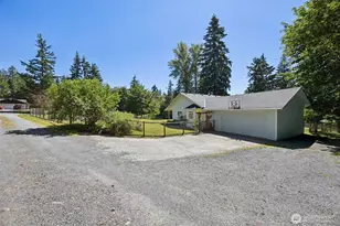 12301 401st St E, Eatonville, WA 98328 - Photo 29