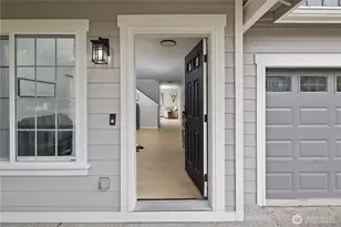 213 Bondgard Ave E, Enumclaw, WA 98022 - Photo 3