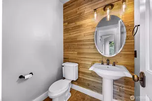 1235 Geneva Hills Rd, Bellingham, WA 98229 - Photo 9