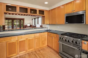 4600 Green Lake Way N, Seattle, WA 98103 - Photo 13