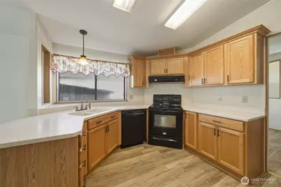 21201 NE 58th Street #46, Vancouver, WA 98682 - Photo 17
