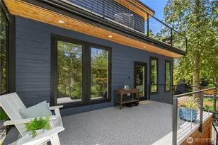 10399 NE Pine Way, Bainbridge Island, WA 98110 - Photo 15