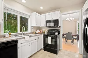 806 S Park Ct, Lynden, WA 98264 - Photo 11