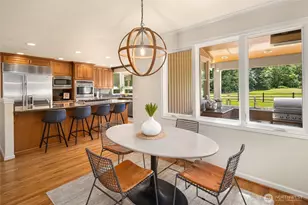 20729 SE 34th St, Sammamish, WA 98075 - Photo 11