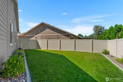 195 Pershing Circle, Wenatchee, WA 98801 - Photo 33