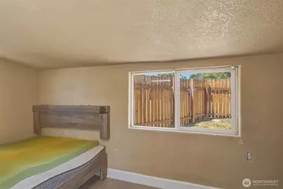 1522 Crescent St, Wenatchee, WA 98801 - Photo 15