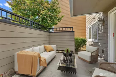 738 Kirkland Circle #E104, Kirkland, WA 98033 - Photo 17