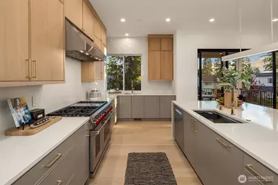 16039 NE 3rd Street, Bellevue, WA 98008 - Photo 9