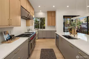 16039 NE 3rd St, Bellevue, WA 98008 - Photo 9