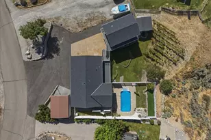 104 Orchard View Dr, Chelan, WA 98816 - Photo 7