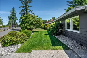 18326 Occidental Ave S, Burien, WA 98148 - Photo 3